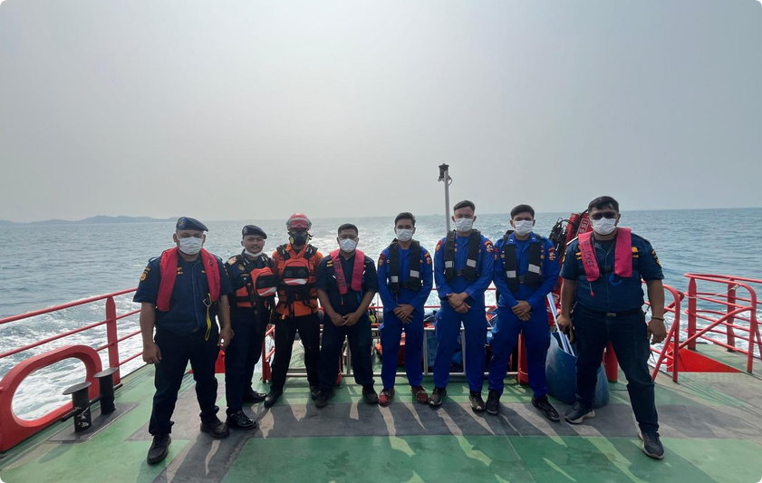 KSOP Banten Bersama Tim SAR Gabungan Lakukan Pencarian Lima Jurnalis Hilang Kontak di Selat Sunda
