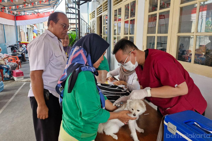 9.738 HPR di Jaktim Berhasil Divaksin Rabies