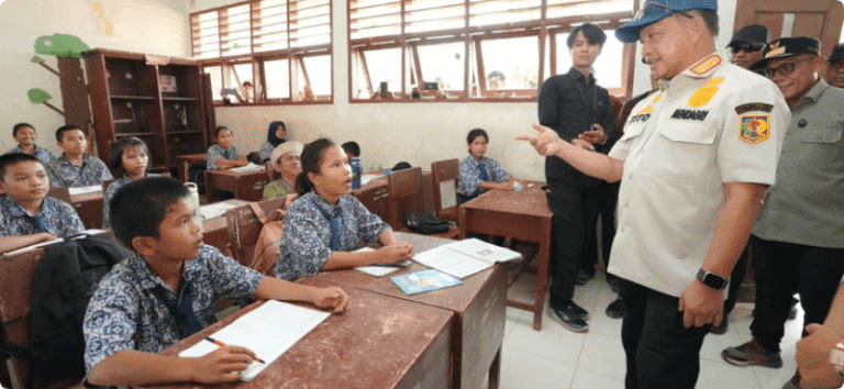 Kasatgas PRR Apresiasi Pemulihan SMP Negeri 1 Tukka melalui Swakelola
