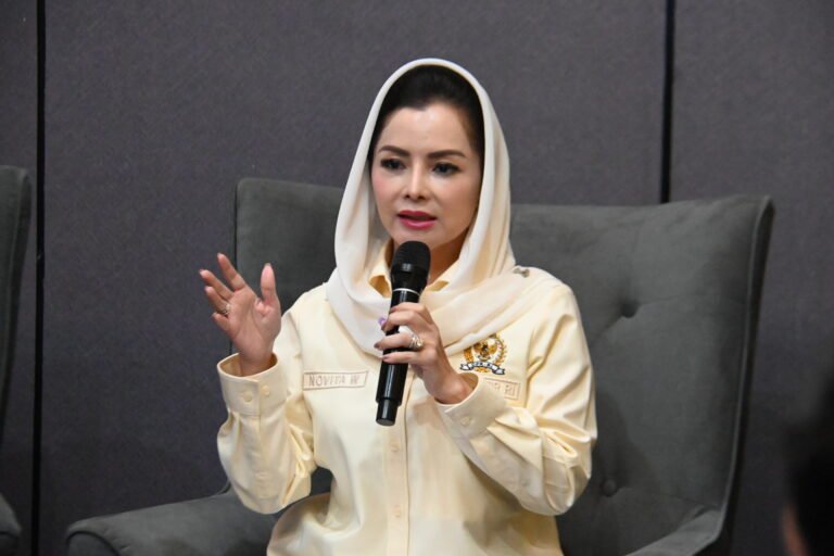 Novita Wijayanti Tekankan Pelayanan Prima di Bandara Internasional Komodo