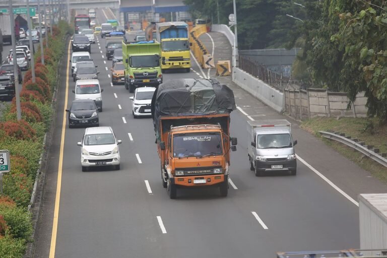Satu Bulan Penerapan, Kemenhub Catat 72.236 Deteksi Angkutan Barang Melalui ETLE HUB